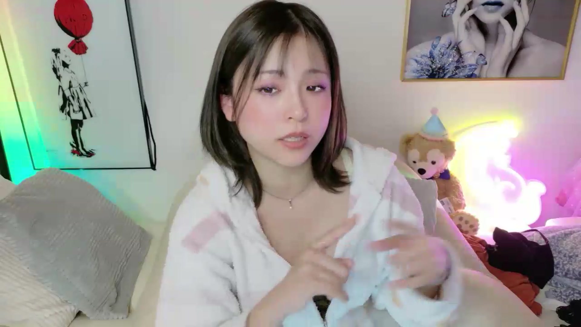 Gallery image thumbnail from Tsu_mu_gi_526's myfreecams stream on, 05/24/2026, 12:49 image 10 of 20