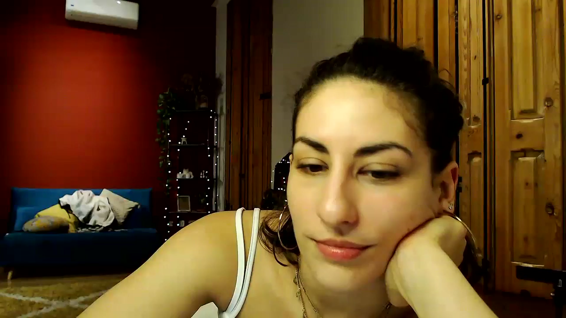 Gallery image thumbnail from TulaLulaVida's myfreecams stream on, 02/28/2024, 21:10 image 13 of 20