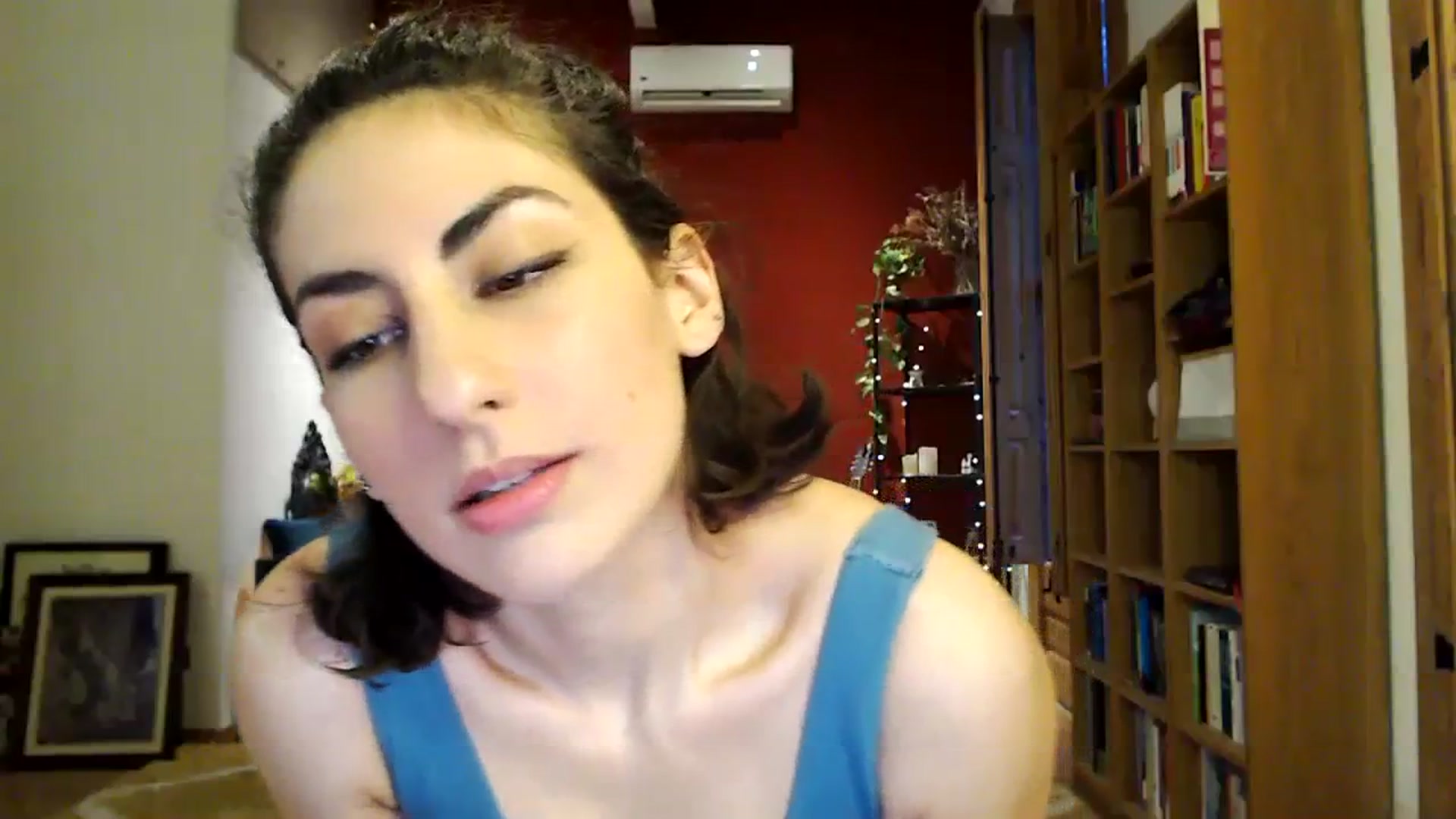Gallery image thumbnail from TulaLulaVida's myfreecams stream on, 03/30/2024, 18:22 image 8 of 20