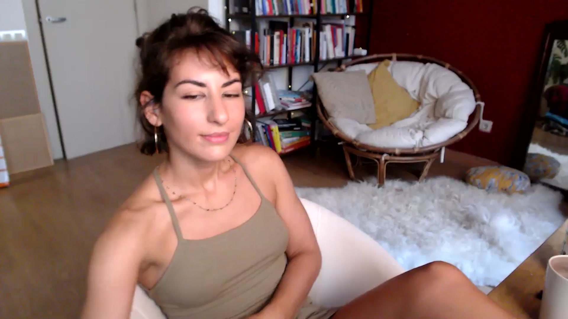 Gallery image thumbnail from TulaLulaVida's myfreecams stream on, 07/31/2025, 16:40 image 5 of 20