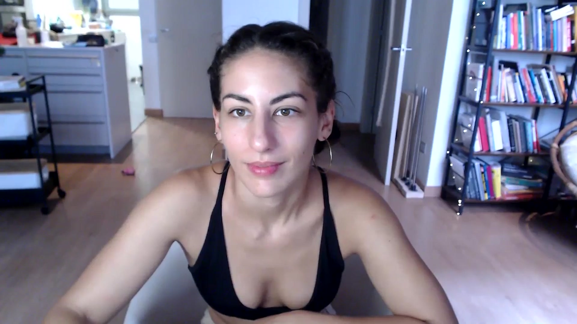 Gallery image thumbnail from TulaLulaVida's myfreecams stream on, 08/19/2025, 15:50 image 15 of 20