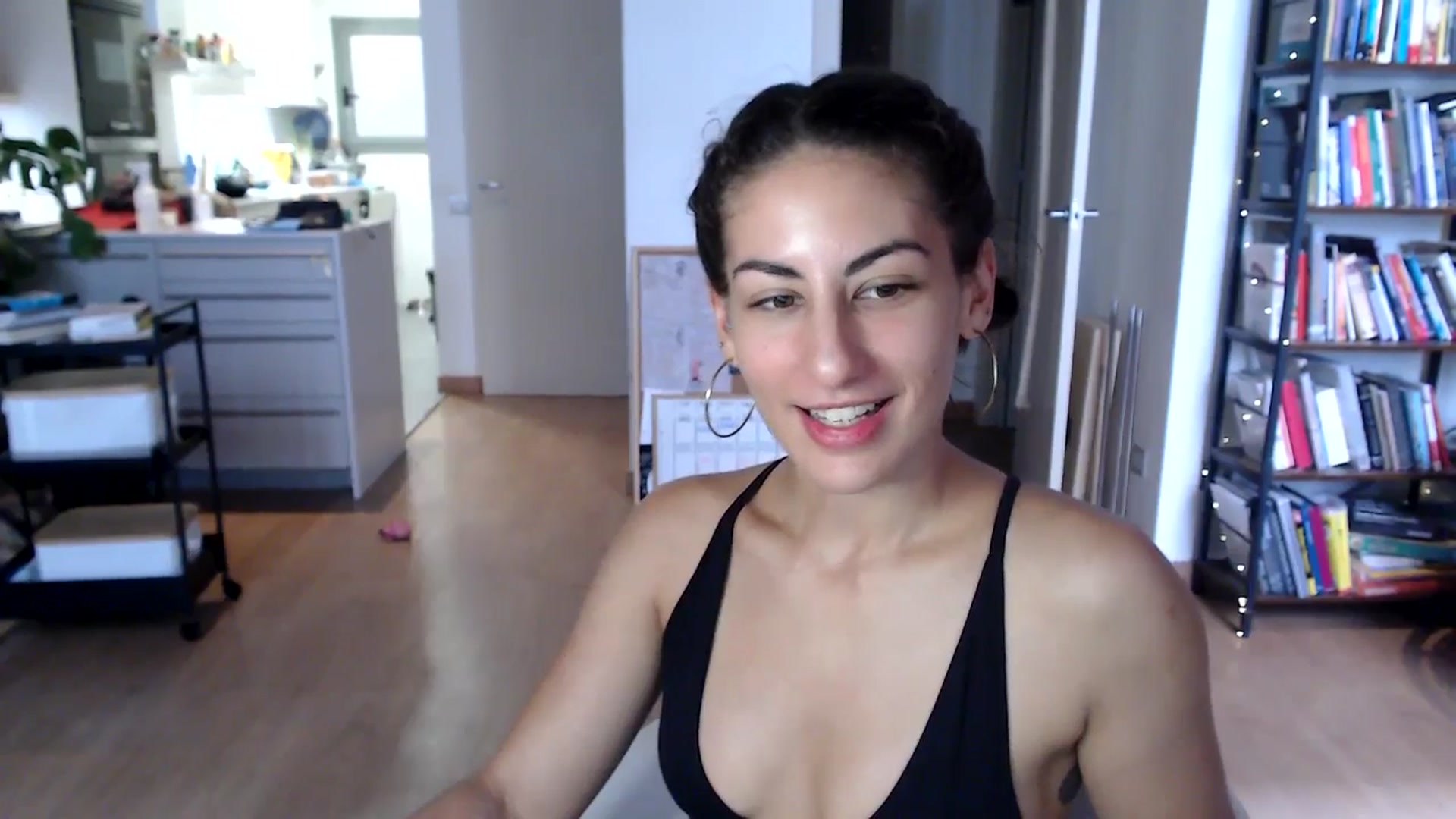 Gallery image thumbnail from TulaLulaVida's myfreecams stream on, 08/19/2025, 15:50 image 11 of 20
