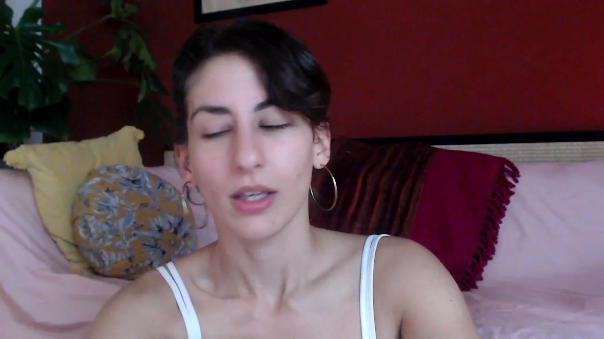 Gallery image thumbnail from TulaLulaVida's myfreecams stream on, 03/20/2026, 18:50 image 15 of 20