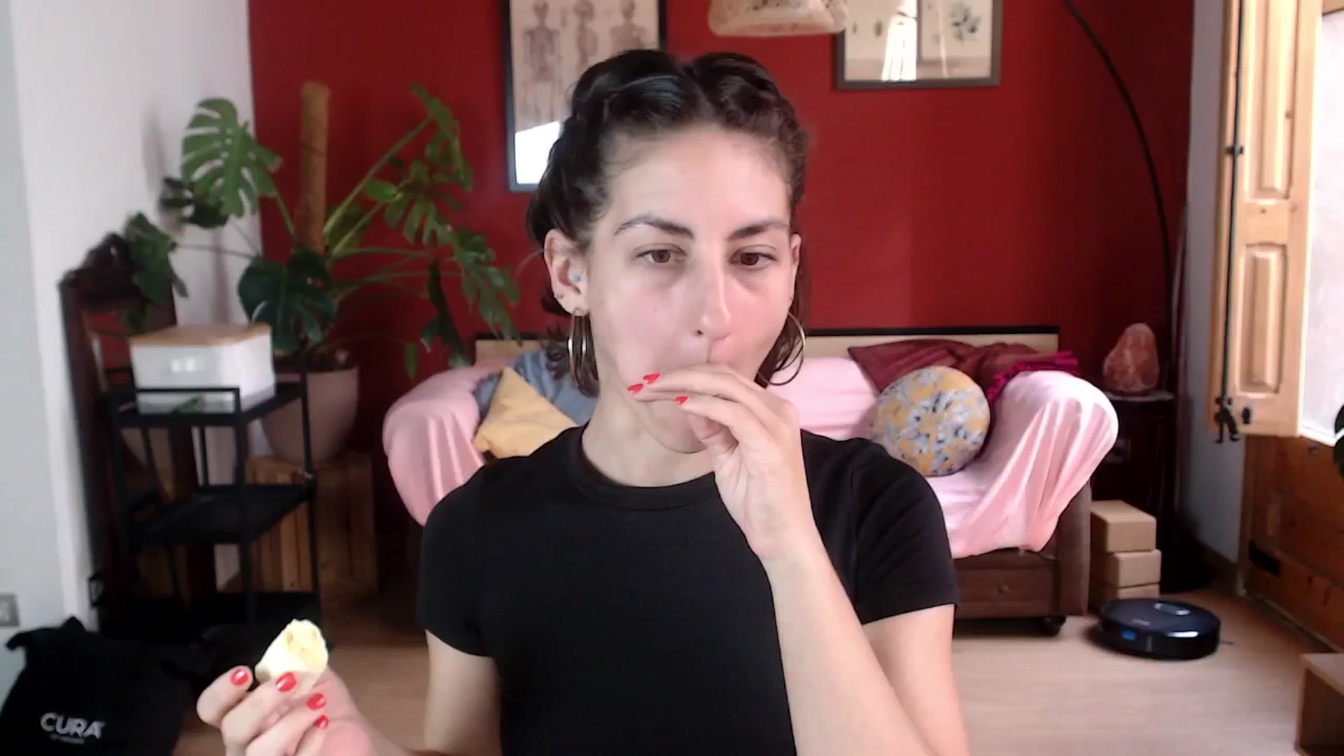 Gallery image thumbnail from TulaLulaVida's myfreecams stream on, 03/30/2026, 15:14 image 5 of 20