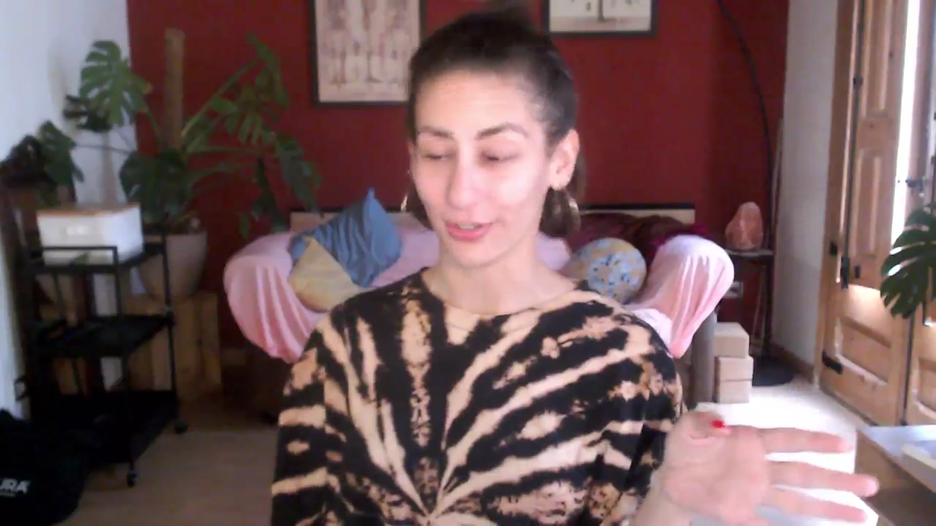 Gallery image thumbnail from TulaLulaVida's myfreecams stream on, 04/01/2026, 14:21 image 14 of 20