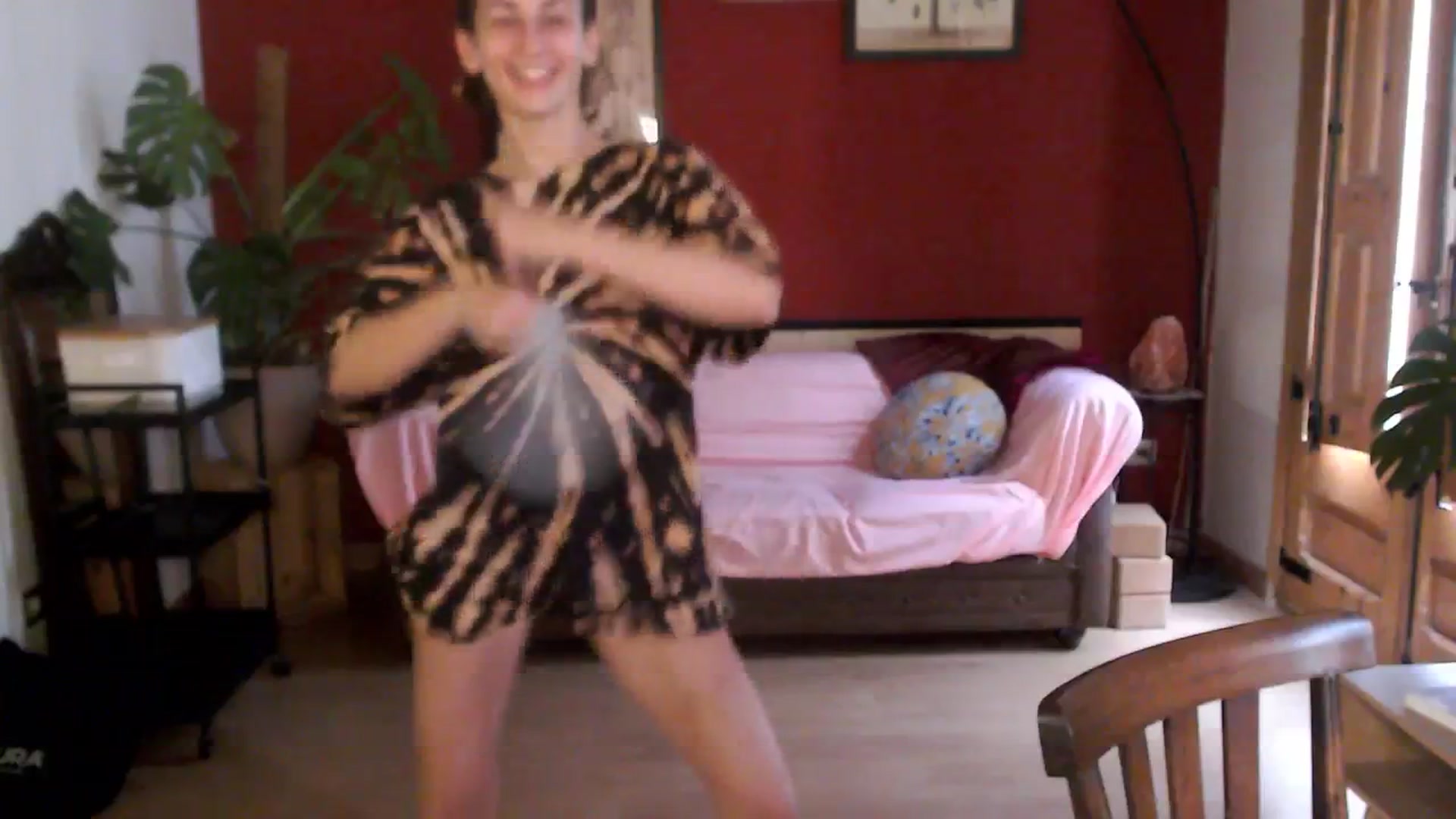 Gallery image thumbnail from TulaLulaVida's myfreecams stream on, 04/01/2026, 14:21 image 13 of 20