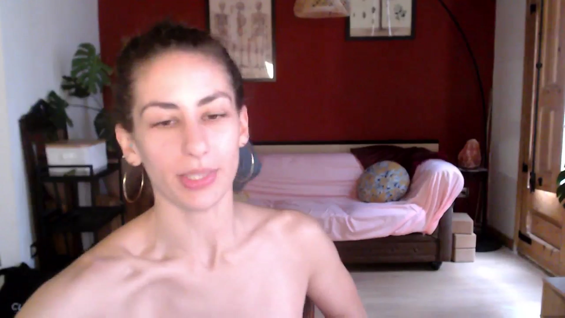 Gallery image thumbnail from TulaLulaVida's myfreecams stream on, 04/01/2026, 16:18 image 6 of 20