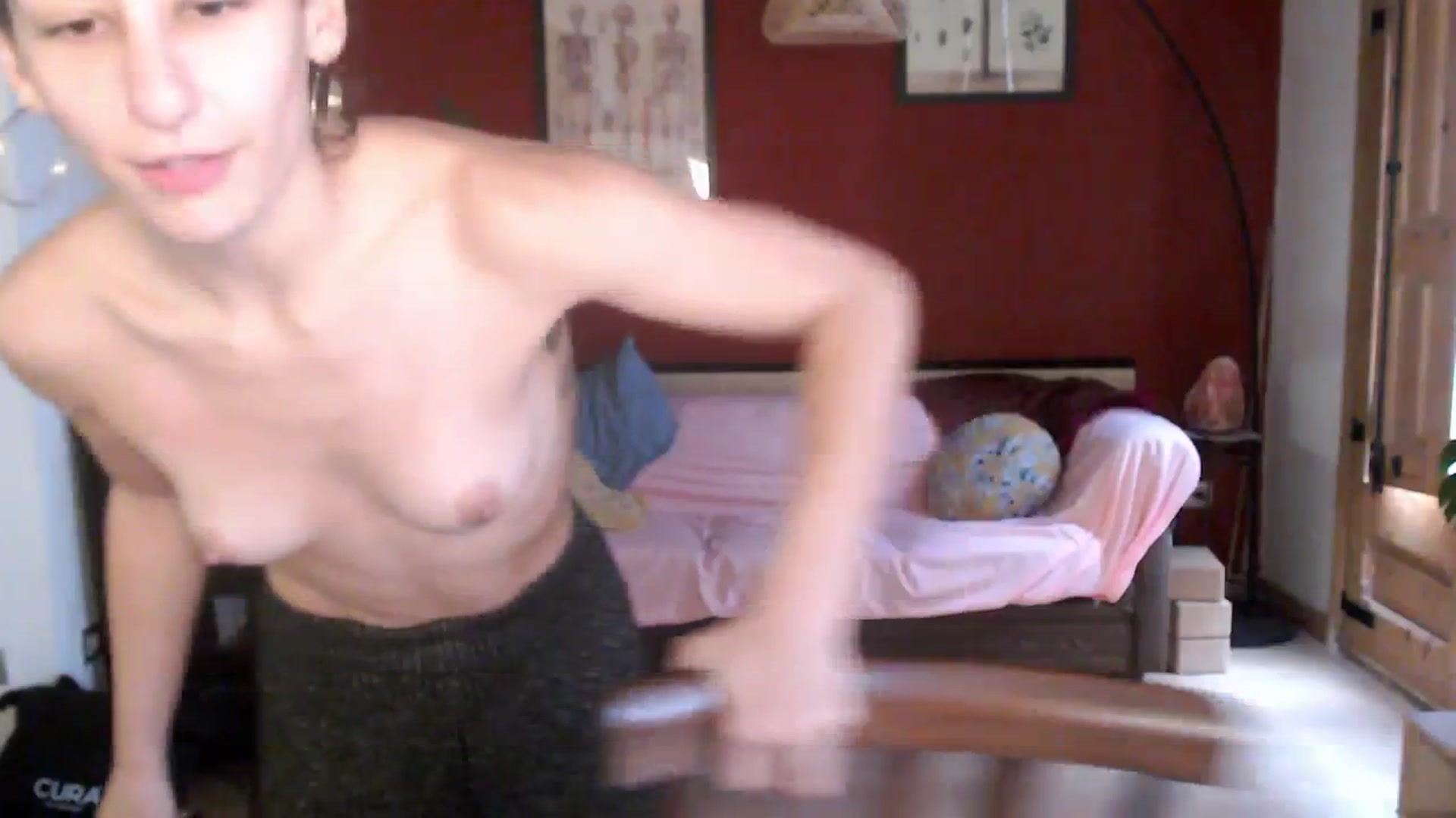 Gallery image thumbnail from TulaLulaVida's myfreecams stream on, 04/01/2026, 16:18 image 12 of 20