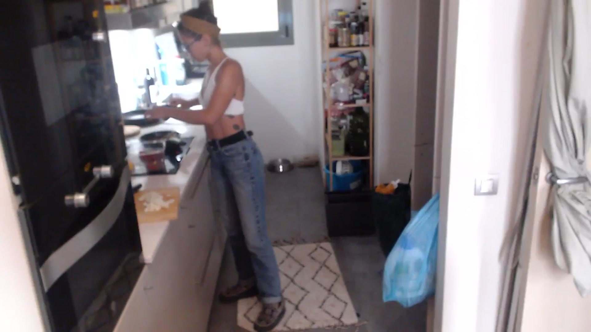 Gallery image thumbnail from TulaLulaVida's myfreecams stream on, 04/22/2026, 15:20 image 10 of 20