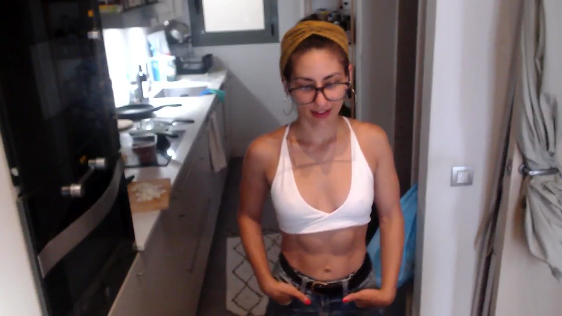 Gallery image thumbnail from TulaLulaVida's myfreecams stream on, 04/22/2026, 15:20 image 8 of 20