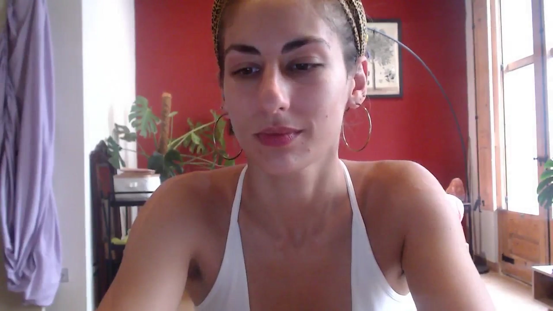 Gallery image thumbnail from TulaLulaVida's myfreecams stream on, 04/22/2026, 15:20 image 15 of 20
