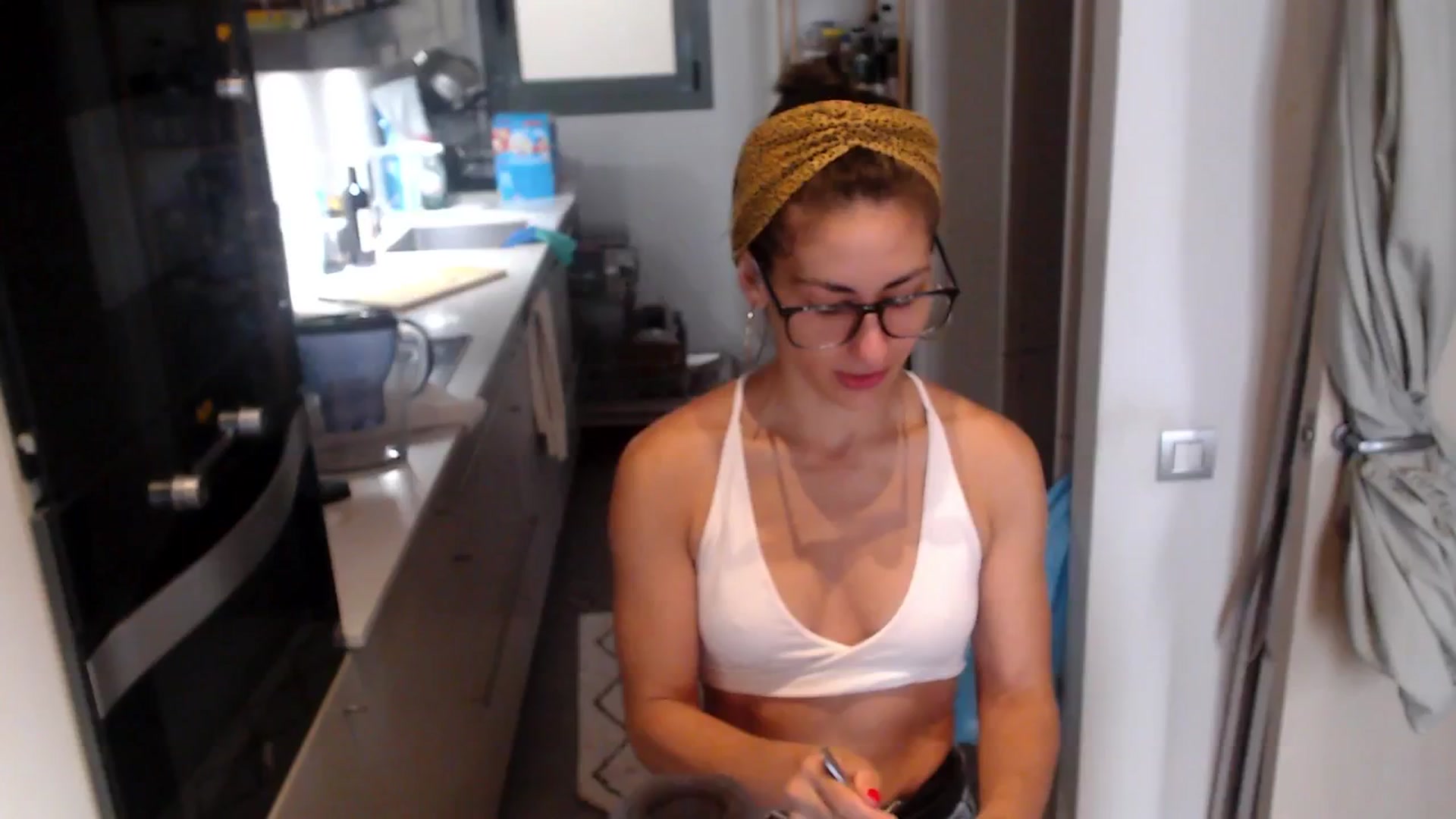 Gallery image thumbnail from TulaLulaVida's myfreecams stream on, 04/22/2026, 15:20 image 3 of 20