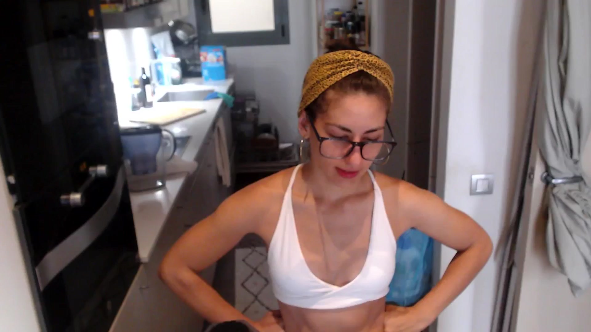 Gallery image thumbnail from TulaLulaVida's myfreecams stream on, 04/22/2026, 15:20 image 4 of 20