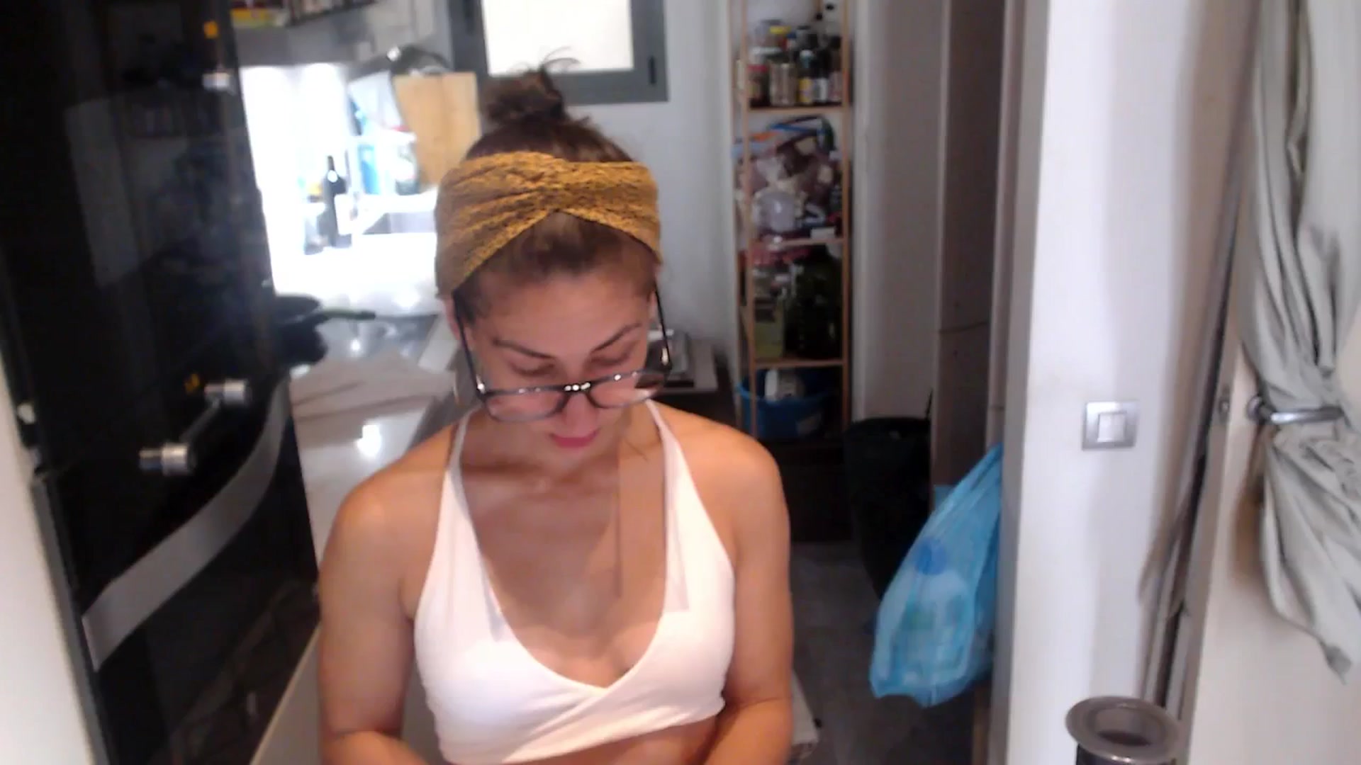 Gallery image thumbnail from TulaLulaVida's myfreecams stream on, 04/22/2026, 15:20 image 5 of 20