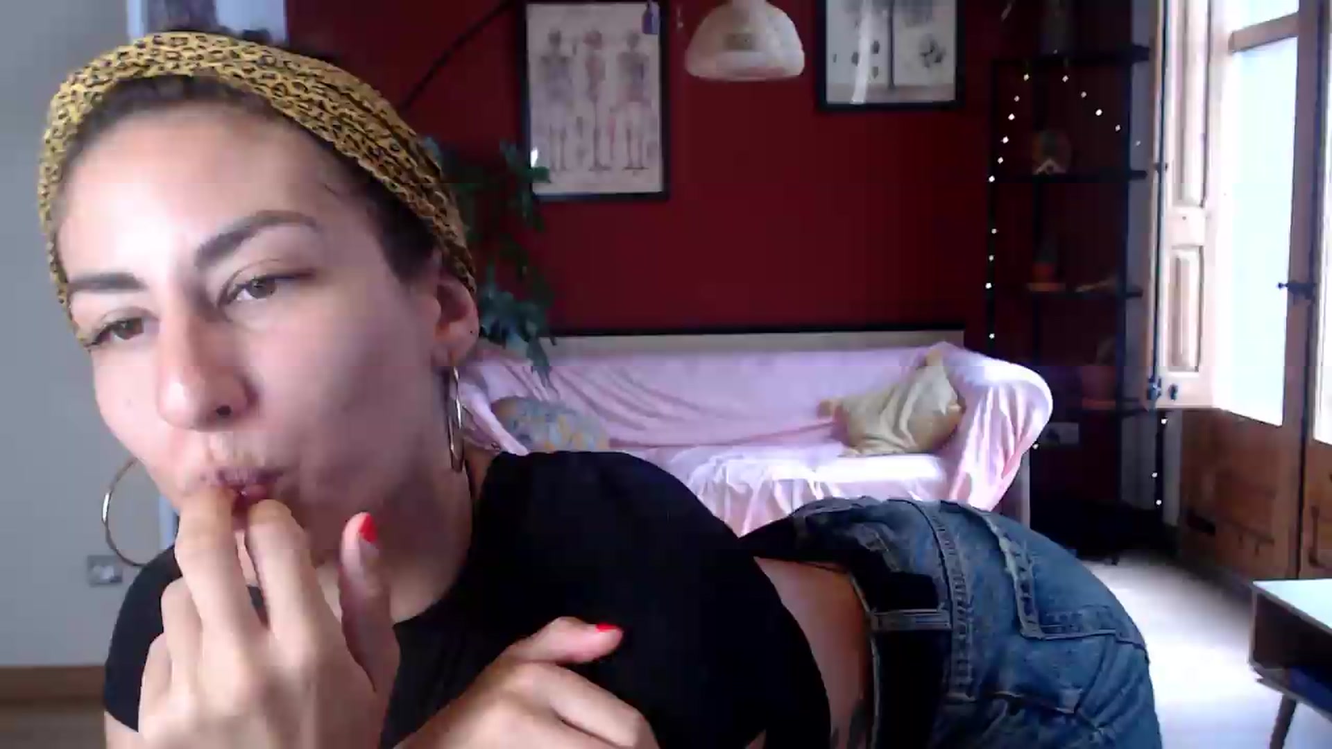 Gallery image thumbnail from TulaLulaVida's myfreecams stream on, 05/12/2026, 14:51 image 7 of 20