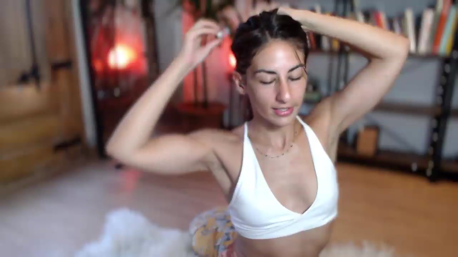 Gallery image thumbnail from TulaLulaVida's myfreecams stream on, 07/06/2026, 16:28 image 9 of 20