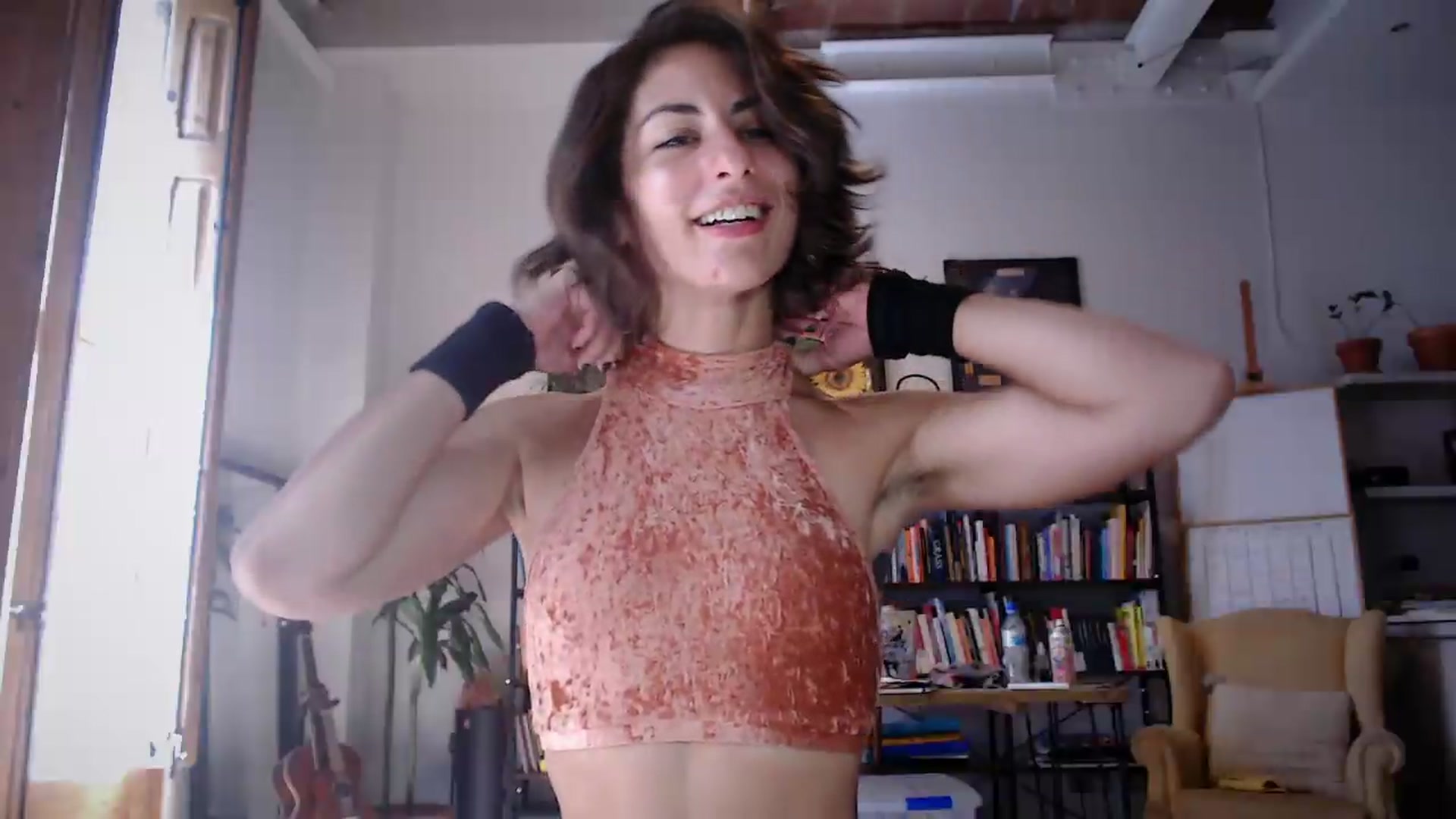 Gallery image thumbnail from TulaLulaVida's myfreecams stream on, 07/20/2026, 16:01 image 5 of 20