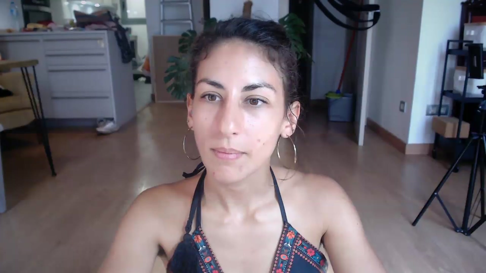 Gallery image thumbnail from TulaLulaVida's myfreecams stream on, 07/21/2026, 14:03 image 6 of 20