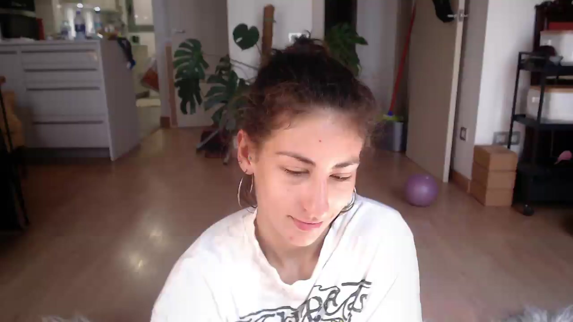 Gallery image thumbnail from TulaLulaVida's myfreecams stream on, 07/28/2026, 15:35 image 1 of 20