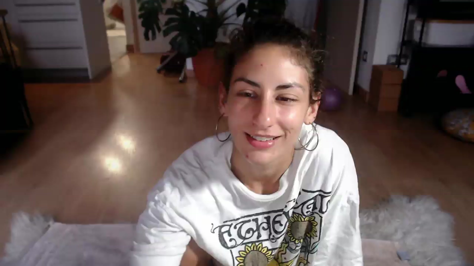 Gallery image thumbnail from TulaLulaVida's myfreecams stream on, 07/28/2026, 15:35 image 19 of 20