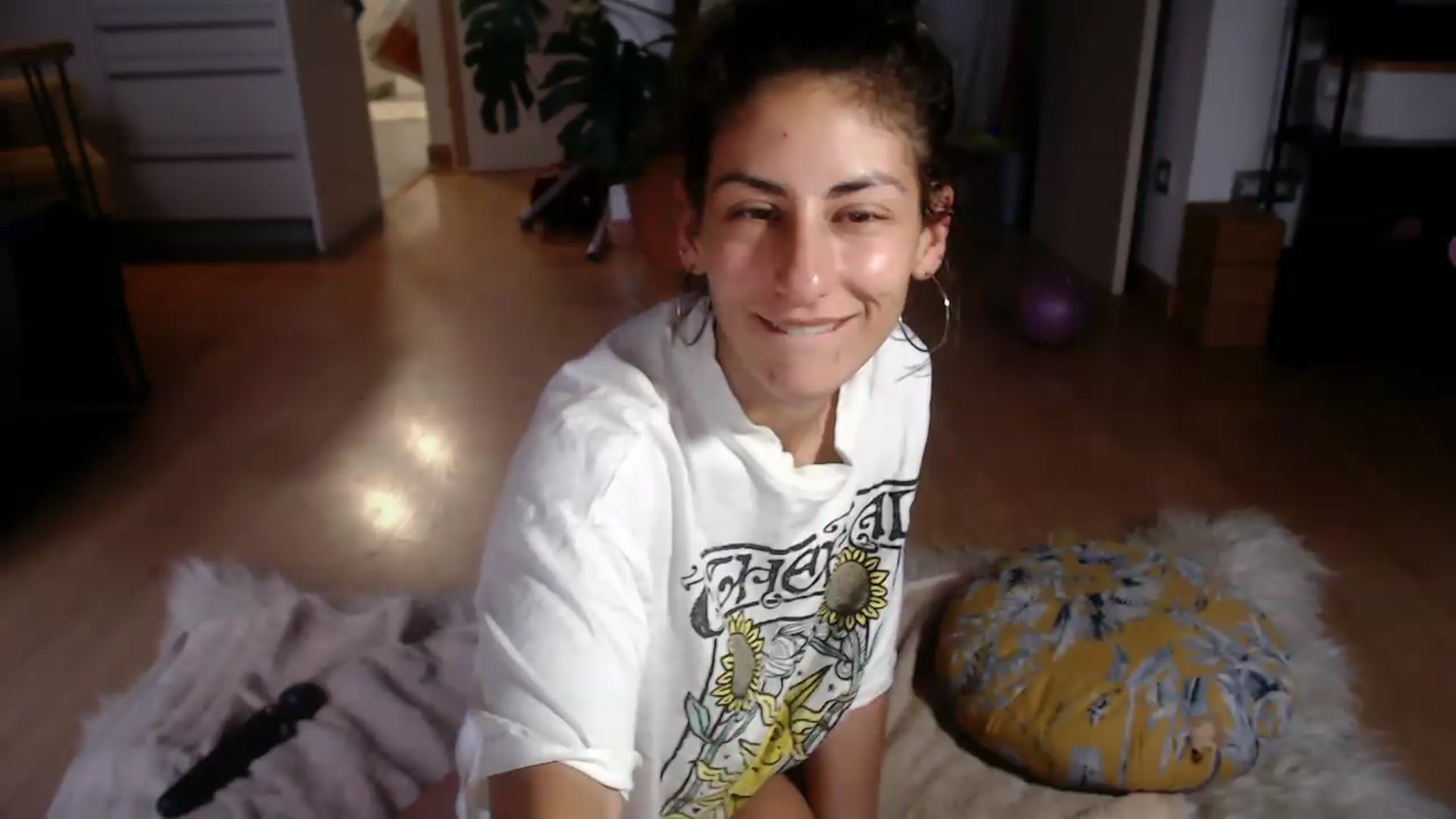 Gallery image thumbnail from TulaLulaVida's myfreecams stream on, 07/28/2026, 16:08 image 17 of 20