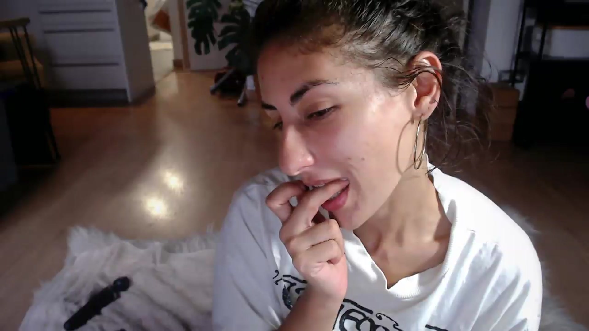 Gallery image thumbnail from TulaLulaVida's myfreecams stream on, 07/28/2026, 16:08 image 12 of 20