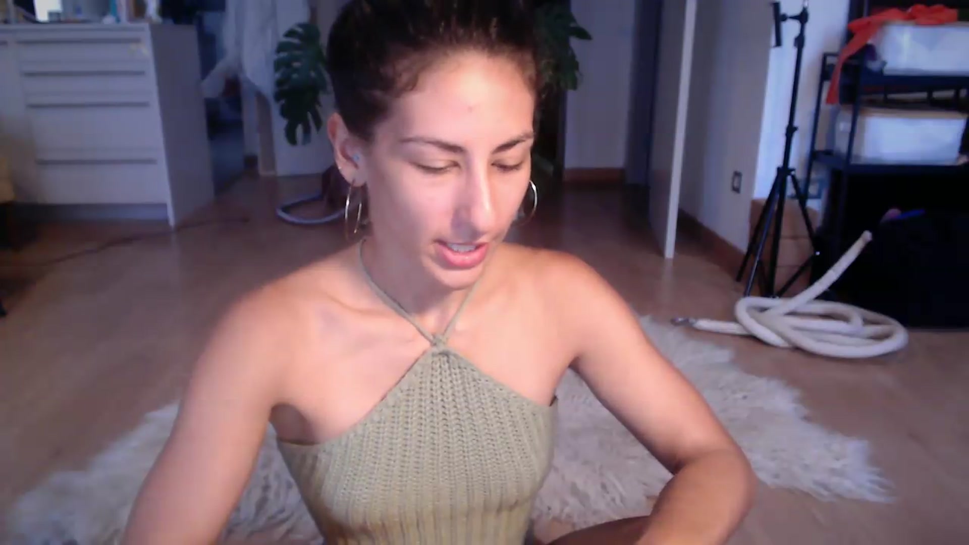 Gallery image thumbnail from TulaLulaVida's myfreecams stream on, 08/04/2026, 13:54 image 16 of 20