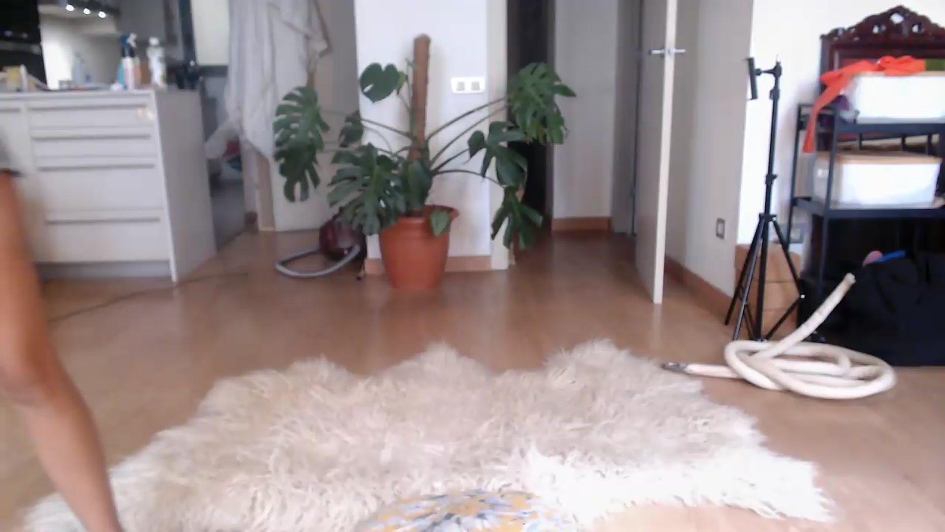 Gallery image thumbnail from TulaLulaVida's myfreecams stream on, 08/04/2026, 16:10 image 2 of 20