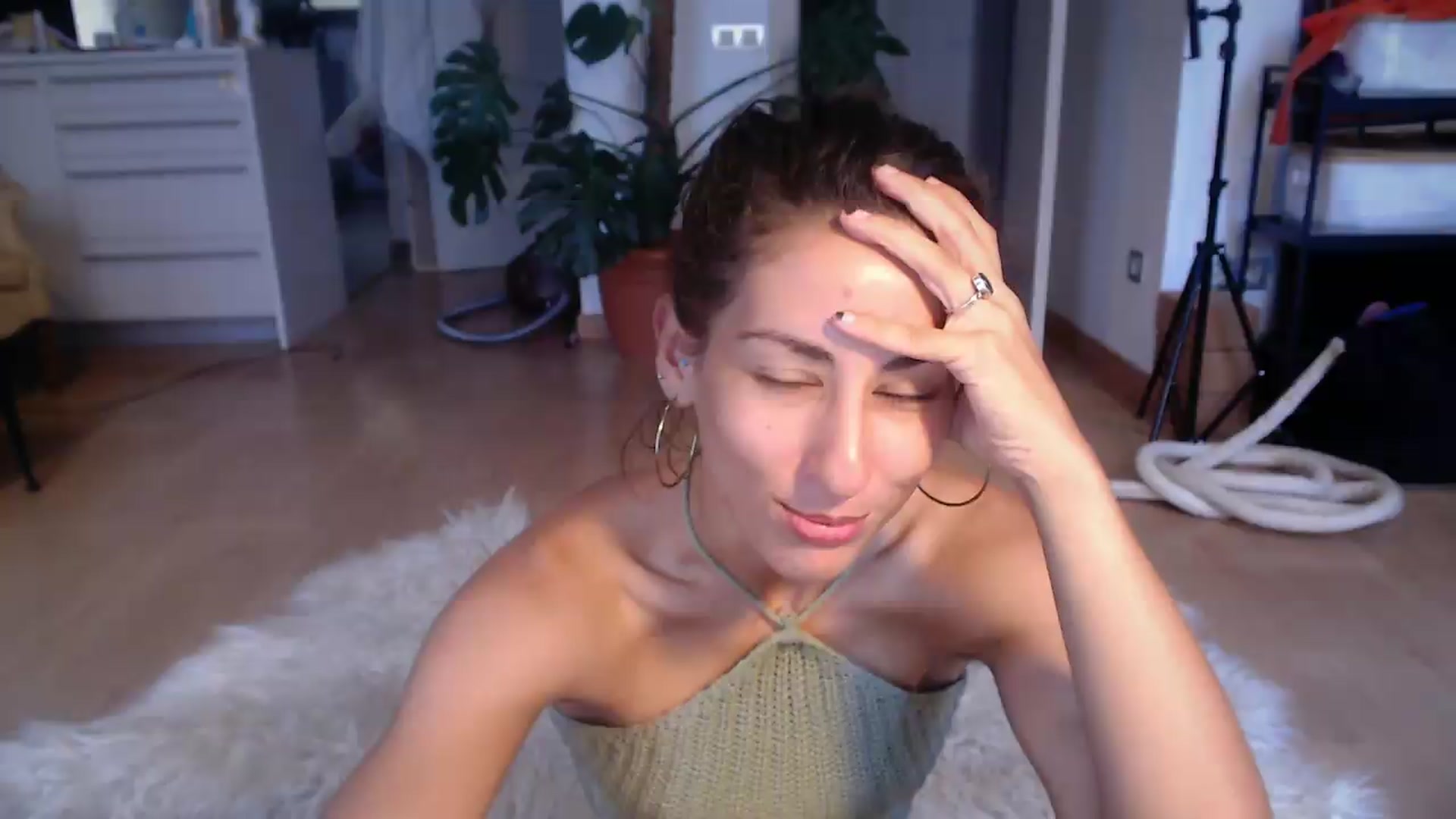 Gallery image thumbnail from TulaLulaVida's myfreecams stream on, 08/04/2026, 16:10 image 18 of 20