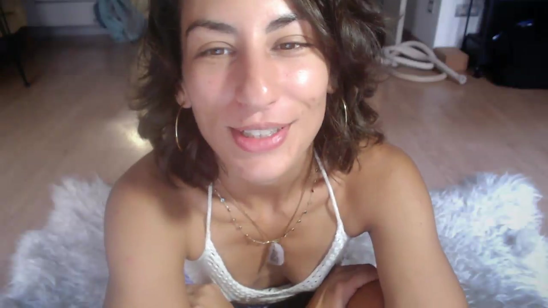 Gallery image thumbnail from TulaLulaVida's myfreecams stream on, 08/07/2026, 15:02 image 9 of 20