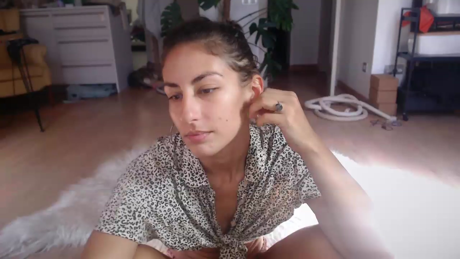 Gallery image thumbnail from TulaLulaVida's myfreecams stream on, 08/13/2026, 14:25 image 10 of 20