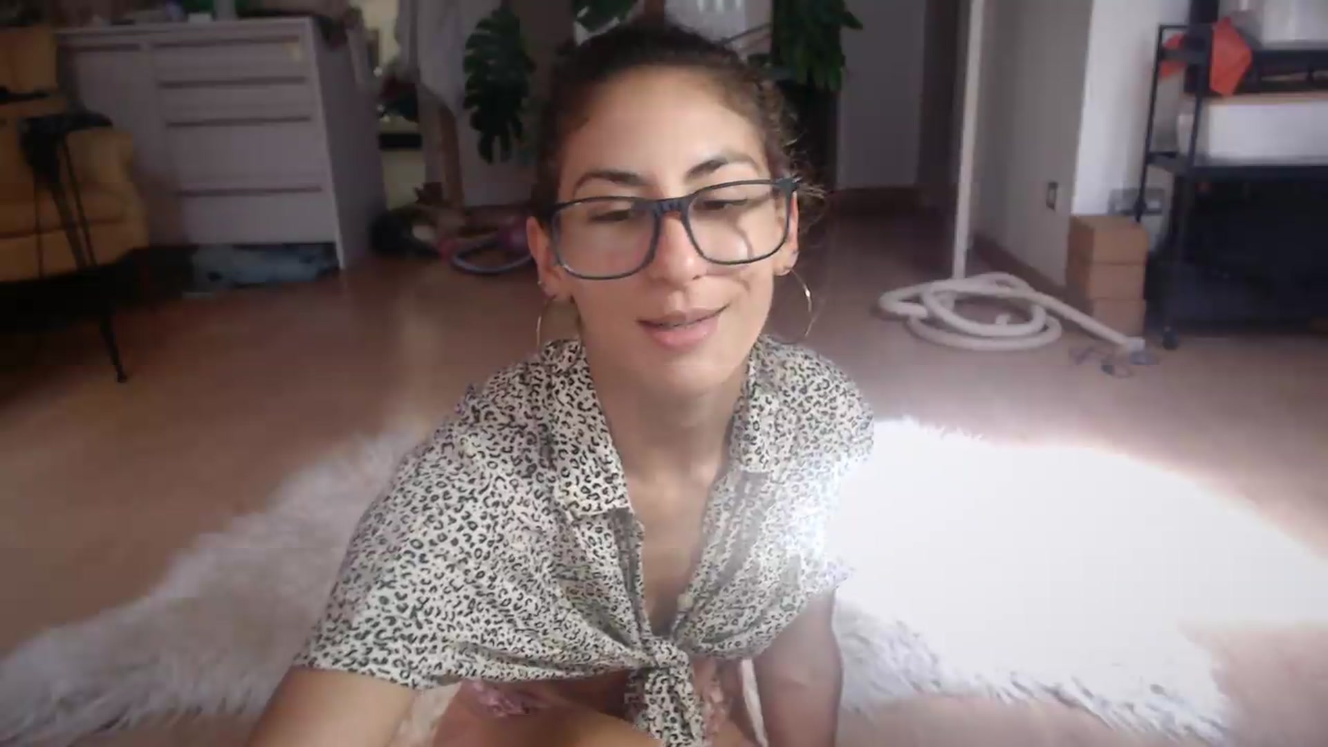 Gallery image thumbnail from TulaLulaVida's myfreecams stream on, 08/13/2026, 14:25 image 16 of 20