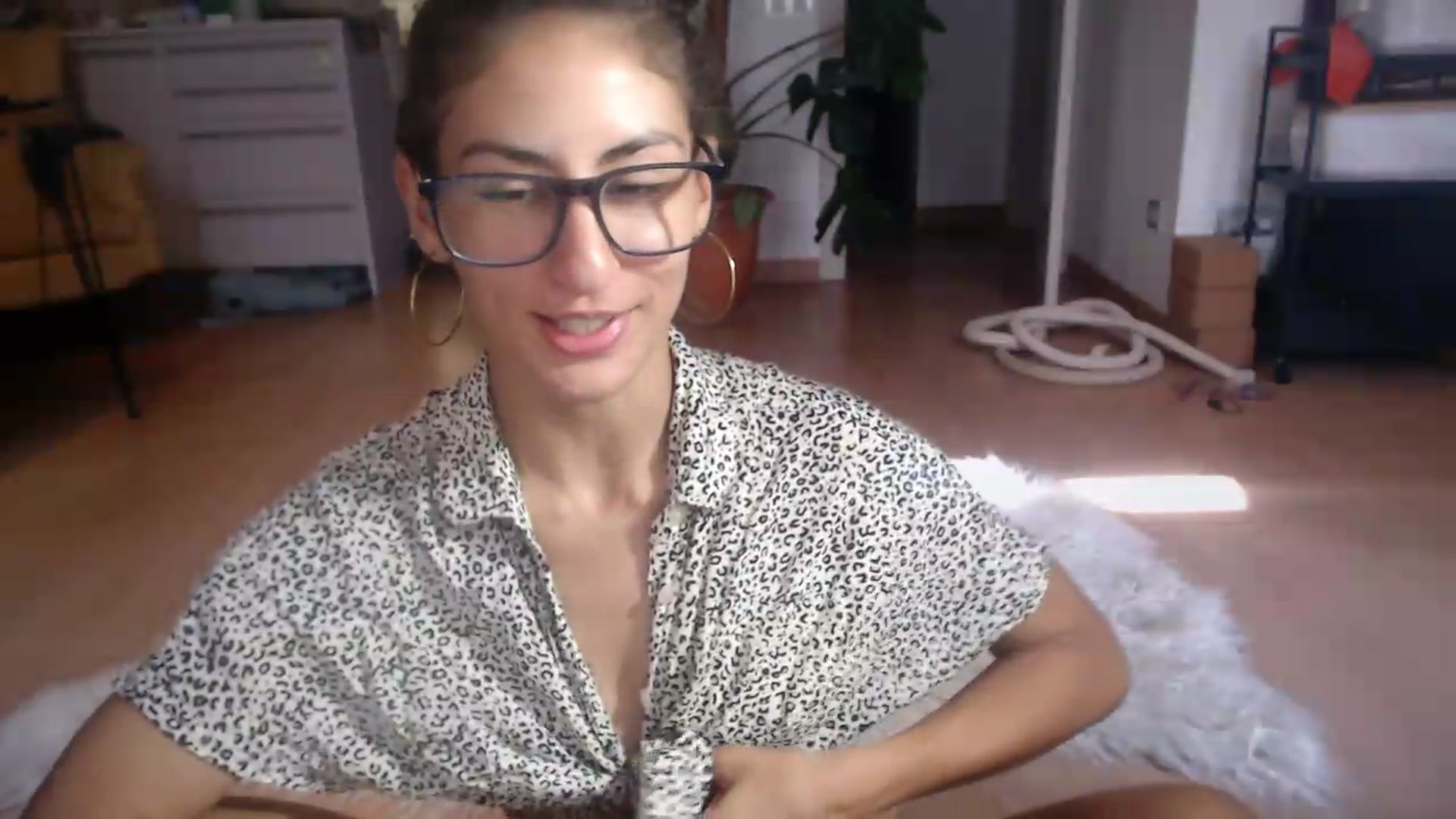 Gallery image thumbnail from TulaLulaVida's myfreecams stream on, 08/13/2026, 14:25 image 20 of 20