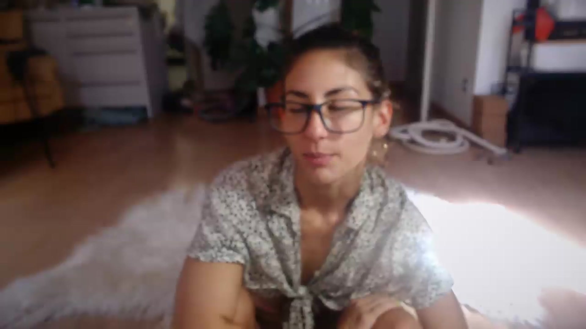 Gallery image thumbnail from TulaLulaVida's myfreecams stream on, 08/13/2026, 14:25 image 15 of 20