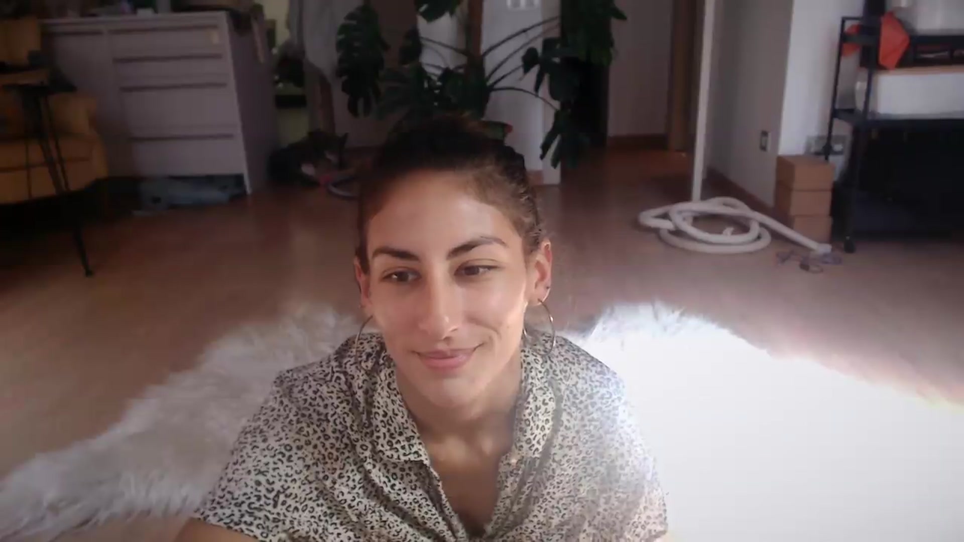 Gallery image thumbnail from TulaLulaVida's myfreecams stream on, 08/13/2026, 14:25 image 9 of 20