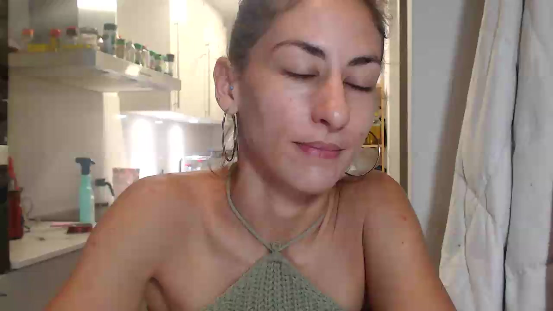 Gallery image thumbnail from TulaLulaVida's myfreecams stream on, 08/14/2026, 16:04 image 5 of 20