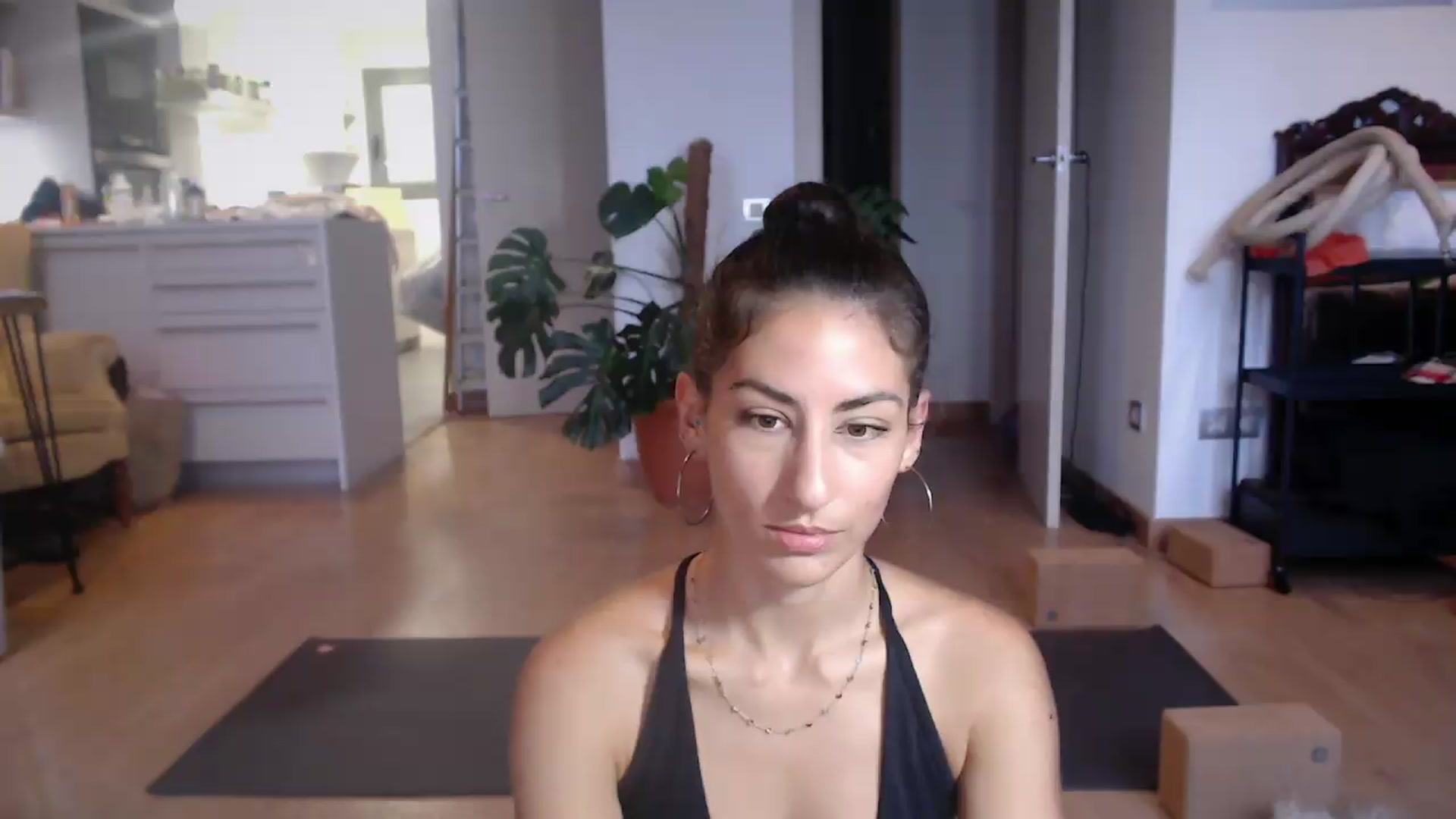 Gallery image thumbnail from TulaLulaVida's myfreecams stream on, 08/25/2026, 17:26 image 7 of 20