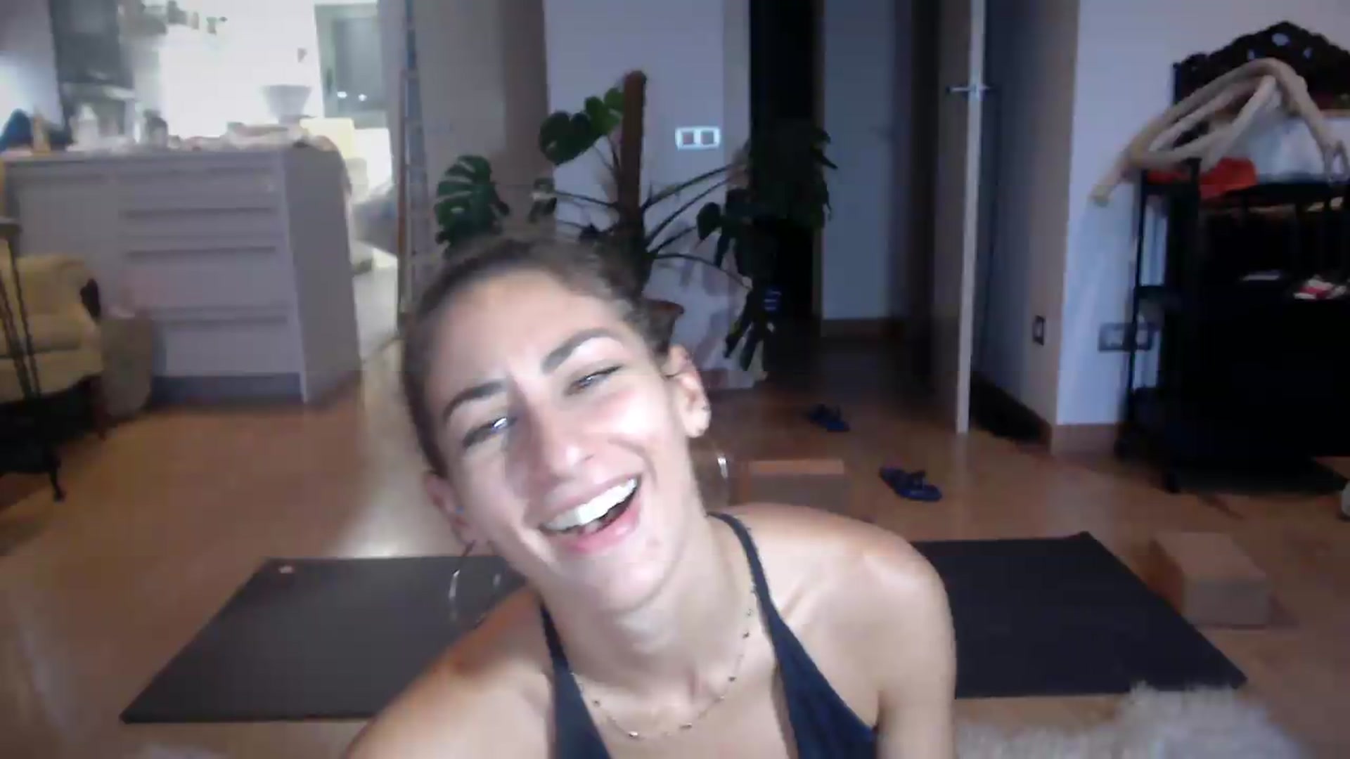 Gallery image thumbnail from TulaLulaVida's myfreecams stream on, 08/25/2026, 18:24 image 16 of 20