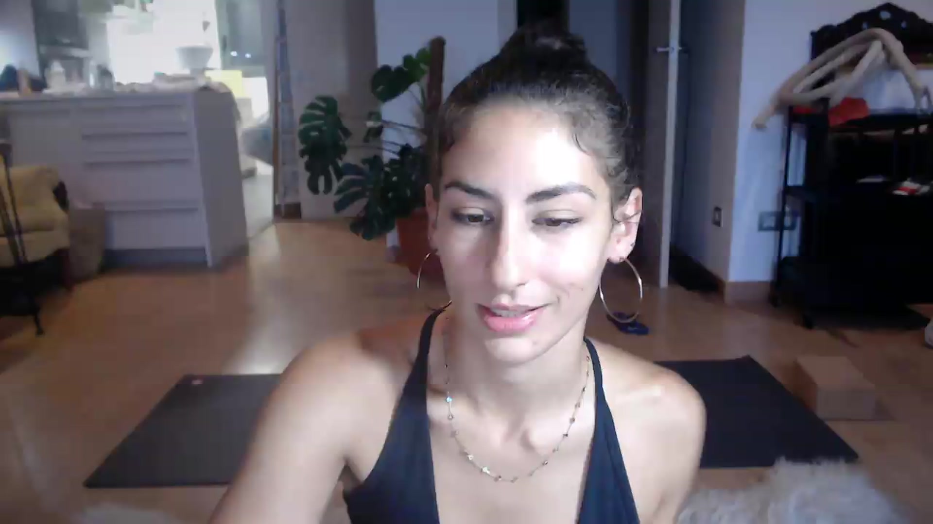 Gallery image thumbnail from TulaLulaVida's myfreecams stream on, 08/25/2026, 18:24 image 12 of 20