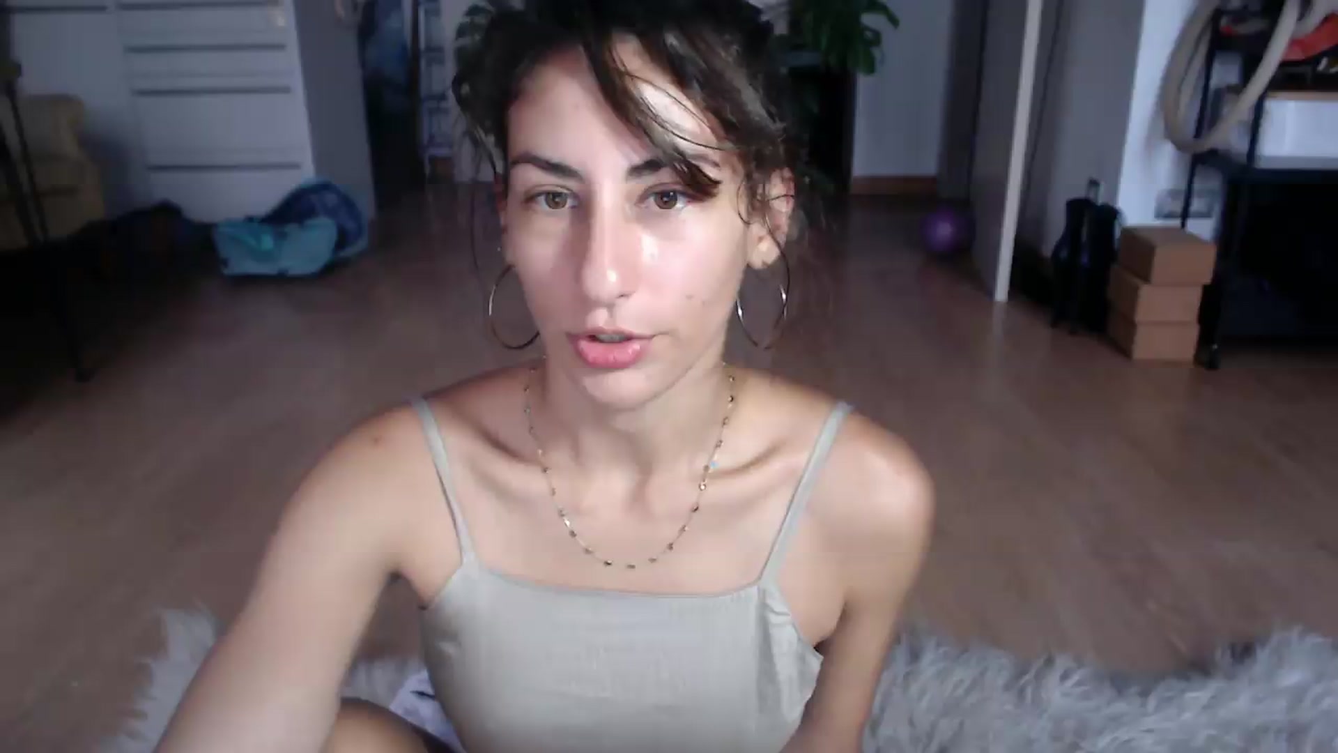 Gallery image thumbnail from TulaLulaVida's myfreecams stream on, 09/01/2026, 17:27 image 4 of 20