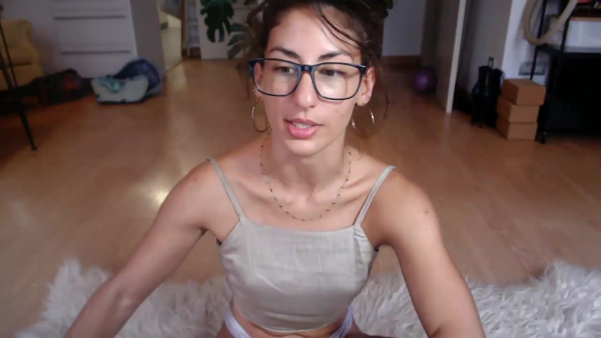 Gallery image thumbnail from TulaLulaVida's myfreecams stream on, 09/01/2026, 17:27 image 9 of 20