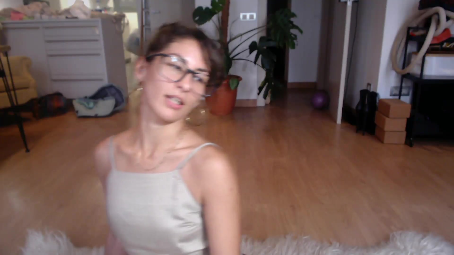 Gallery image thumbnail from TulaLulaVida's myfreecams stream on, 09/01/2026, 17:27 image 13 of 20