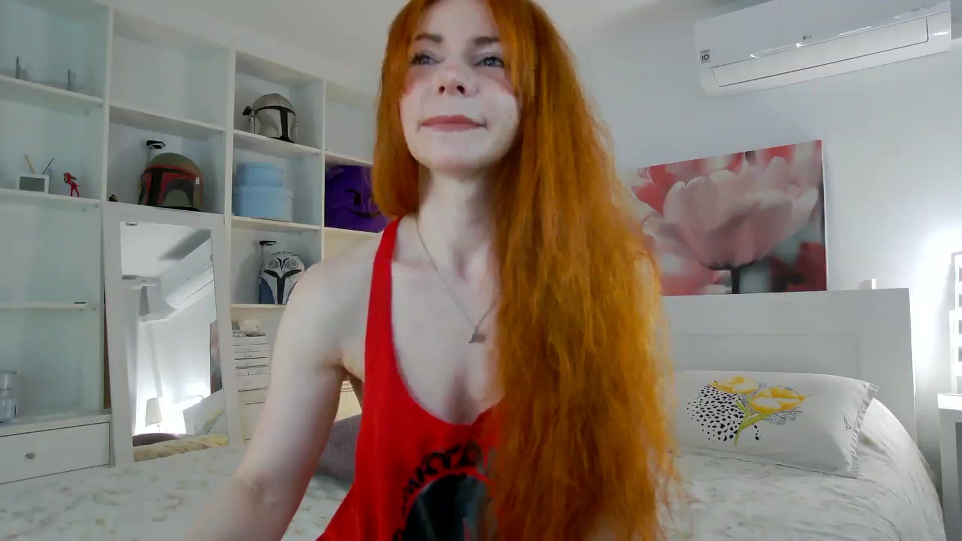 Gallery image thumbnail from TulipWhite's myfreecams stream on, 05/09/2025, 13:52 image 2 of 20