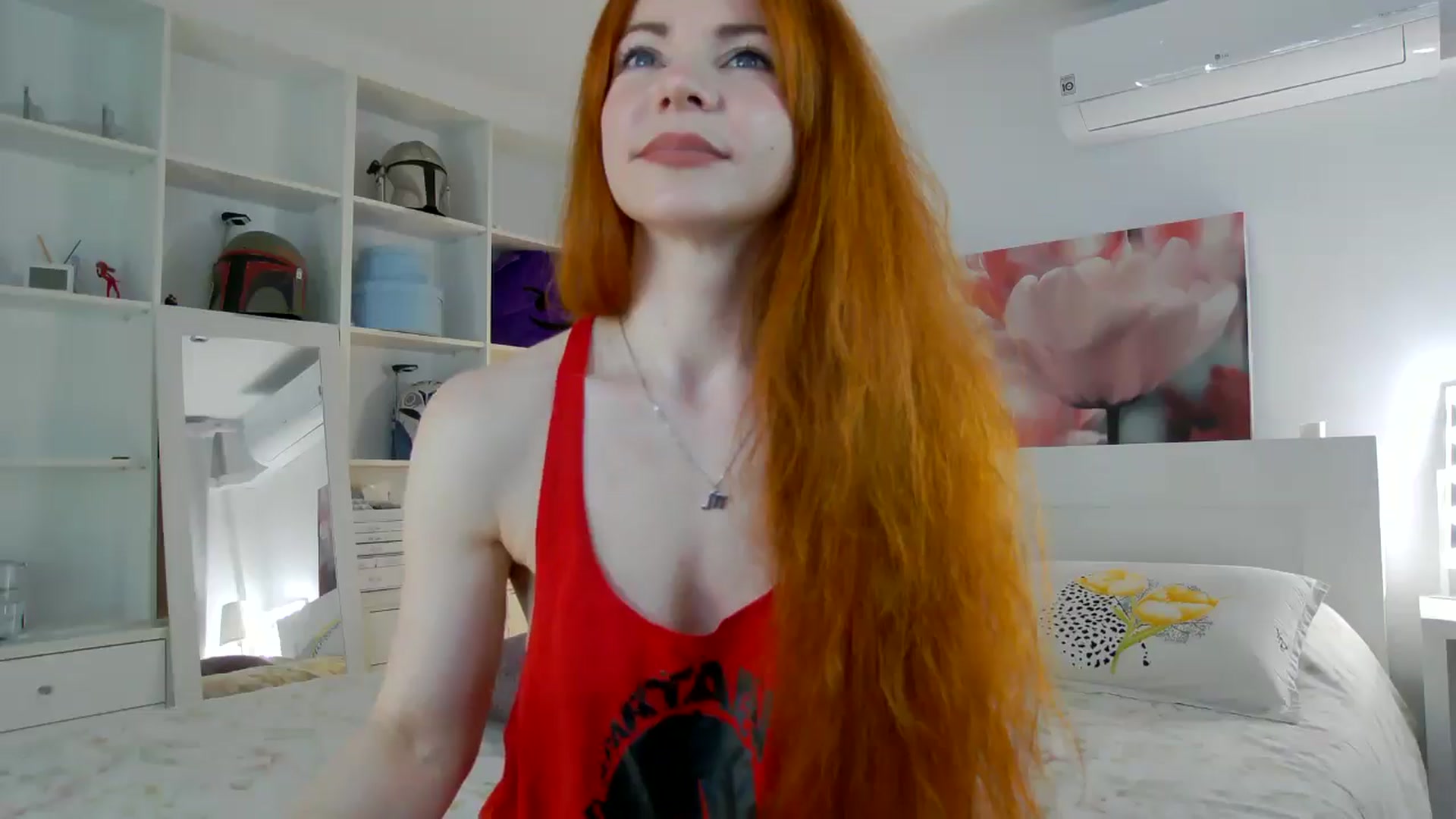 Gallery image thumbnail from TulipWhite's myfreecams stream on, 05/09/2025, 13:52 image 3 of 20
