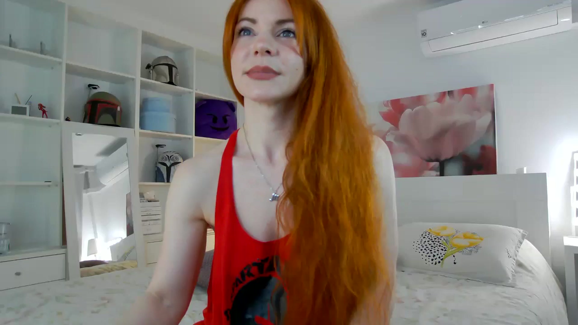 Gallery image thumbnail from TulipWhite's myfreecams stream on, 05/09/2025, 13:52 image 9 of 20