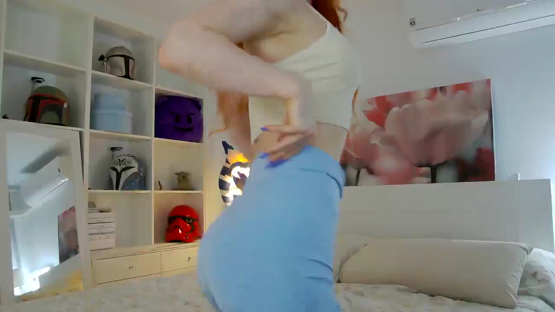 Gallery image thumbnail from TulipWhite's myfreecams stream on, 07/09/2025, 19:25 image 5 of 20
