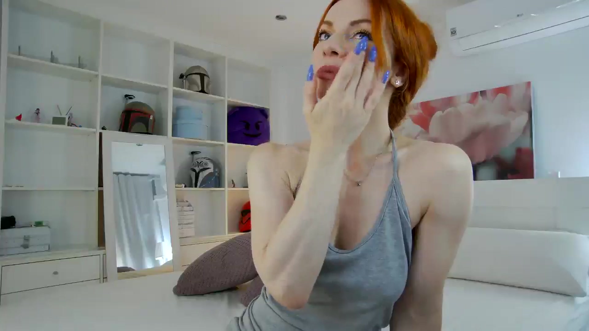 Gallery image thumbnail from TulipWhite's myfreecams stream on, 07/25/2025, 11:08 image 11 of 20