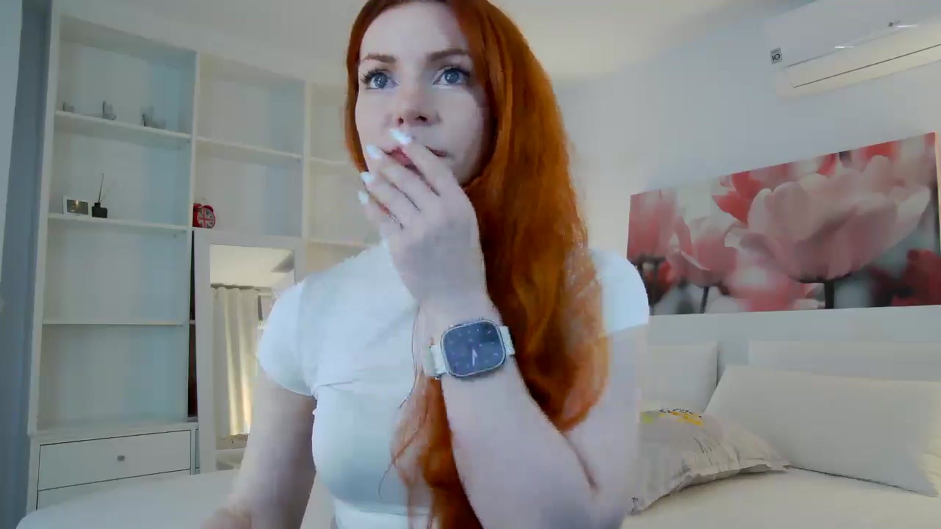 Gallery image thumbnail from TulipWhite's myfreecams stream on, 04/11/2026, 19:06 image 5 of 20