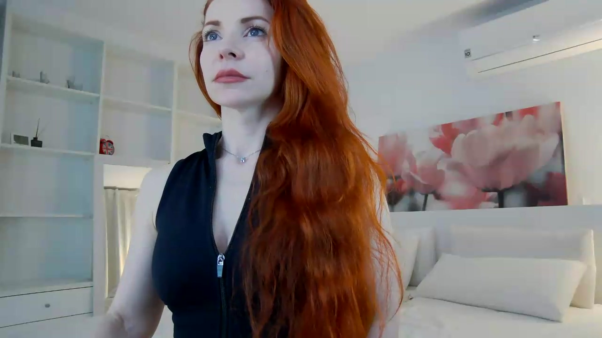 Gallery image thumbnail from TulipWhite's myfreecams stream on, 05/18/2026, 22:39 image 19 of 20
