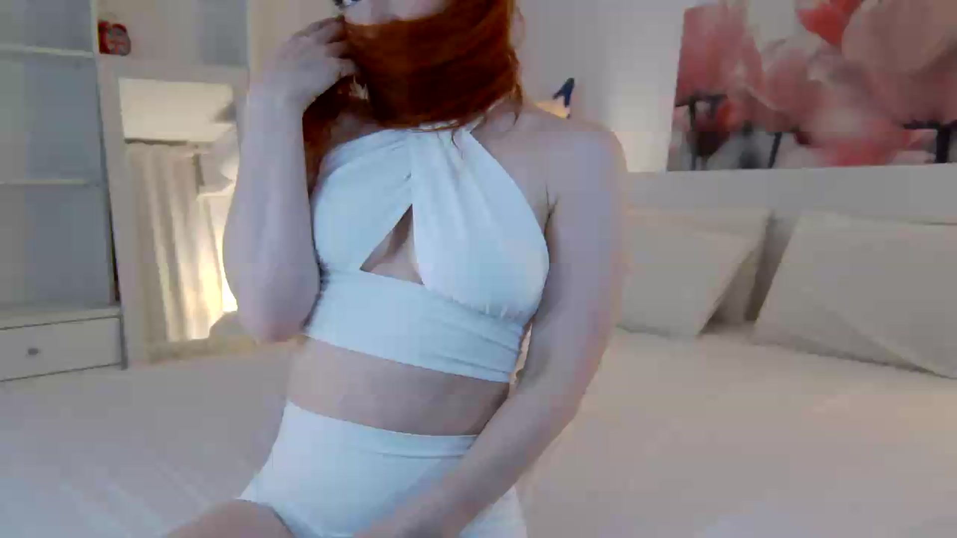 Gallery image thumbnail from TulipWhite's myfreecams stream on, 06/18/2026, 21:41 image 12 of 20